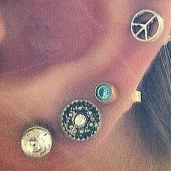 NWOT Silver Turtle Ear Cuff Set of 6 Earrings - Picture 3 of 3